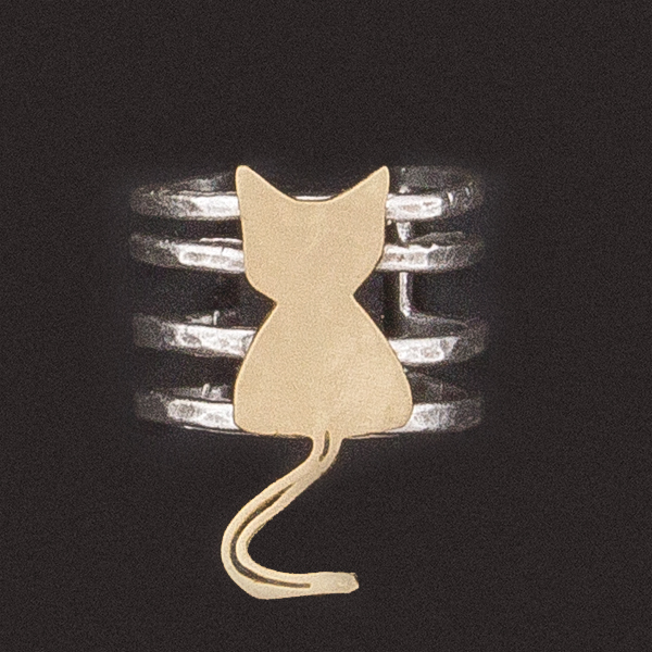 Δαχτυλίδι με Ανάγλυφη Γάτα